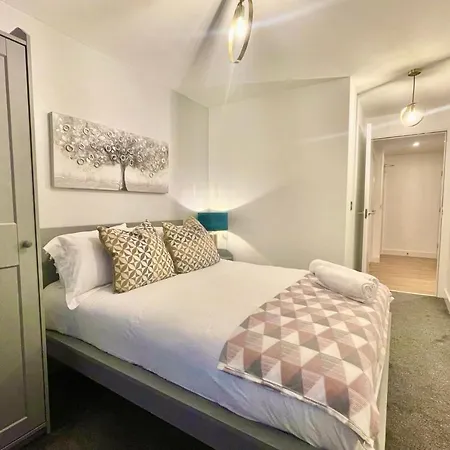 Guestready - Sleek Stylish City Centre Apartment Sleep 6 公寓